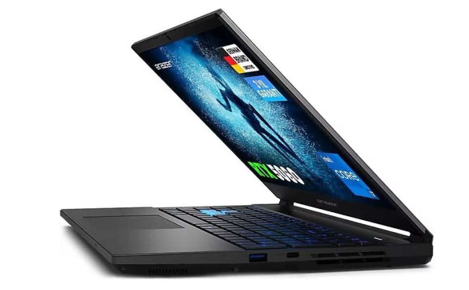 ERAZER Defender 17 P1 MD600008 Core 7-240H 32GB 2TB SSD 8gb RTX5060 17.3'' DOS Notebook